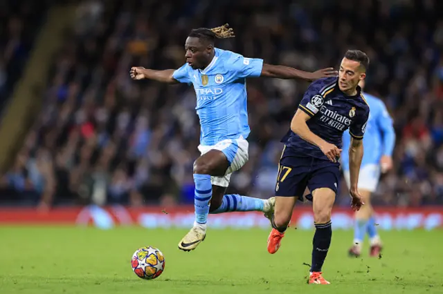 Jeremy Doku of Manchester City and Lucas Vazquez