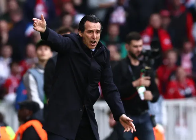 Unai Emery gestures on the sideline