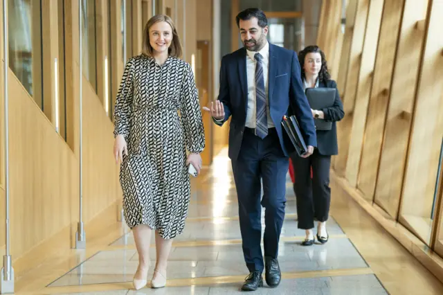 First Minister Humza Yousaf and Cabinet Secretary for Wellbeing, Economy, Net Zero and Energy Mairi McAllan