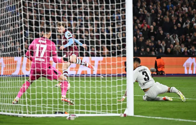 Jarrod Bowen of West Ham United has a shot saved