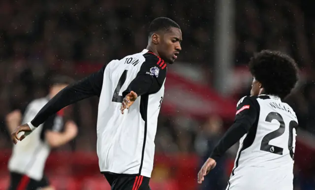 Adarabioyo and Willlian celebrate