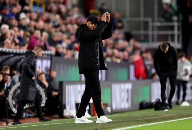 Kompany applauds the Burnley fans