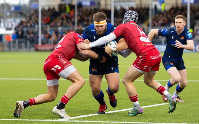 Boan Venter was inches from giving Edinburgh the lead