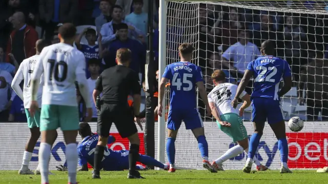 Famara Diedhiou scores for Cardiff