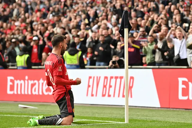 Bruno Fernandes celebrates