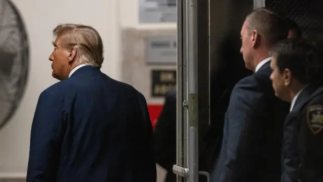 Donald Trump leaves court