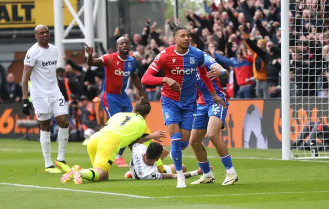 Crystal Palace beat West Ham