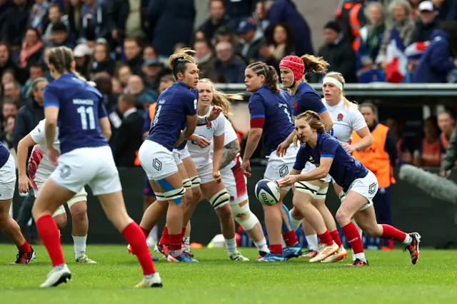 Pauline Bourdon Sansus of France passes the ball