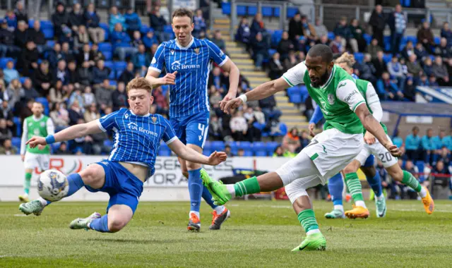 Myziane Maolida is sporting some rather eye-catching tights for Hibs this afternoon