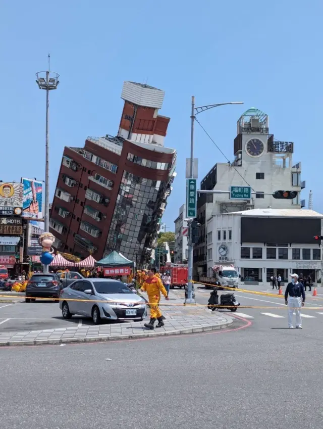 One of the buildings that was damaged in Hualien