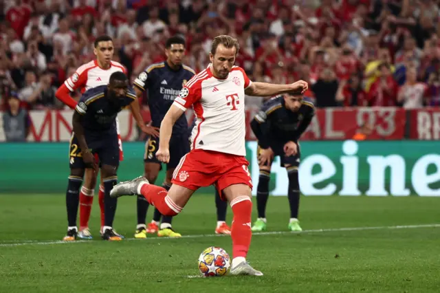 Kane scores from the spot for Bayern v Real Madrid