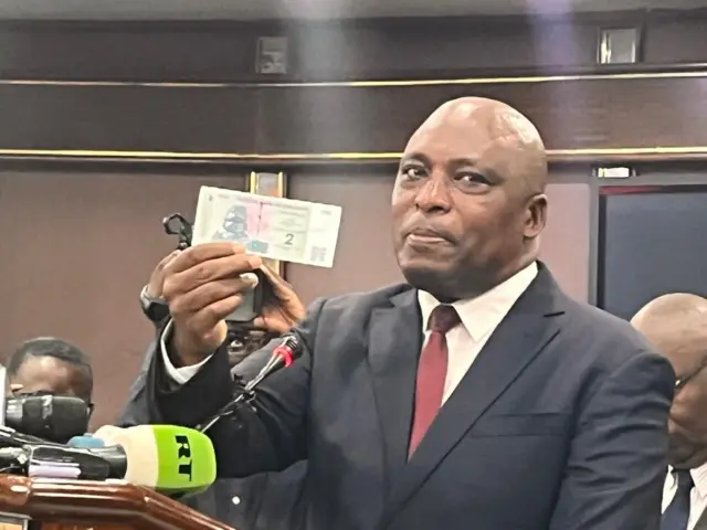 Zimbabwe's bank governor John Mushayavanhu