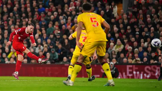 Alexis Mac Allister scores for Liverpool against Sheffield United