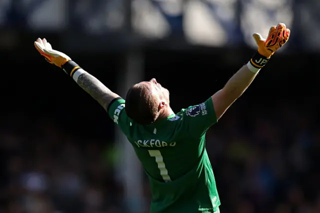 Jordan Pickford celebrates Dominic Calvert-Lewin's goal