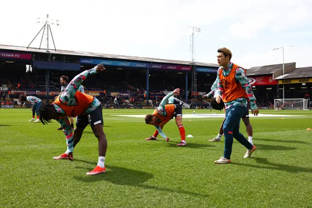 Luton  players warm-up