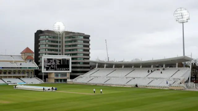 Bad light at Trent Bridge