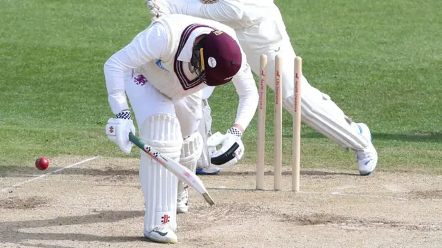 Matt Renshaw bowled by Matt Parkinson