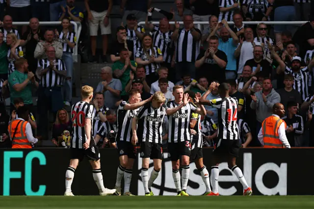 Sean Longstaff of Newcastle United celebrates