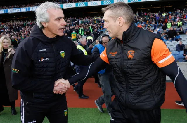 McGeeney and McGuinness shake hands