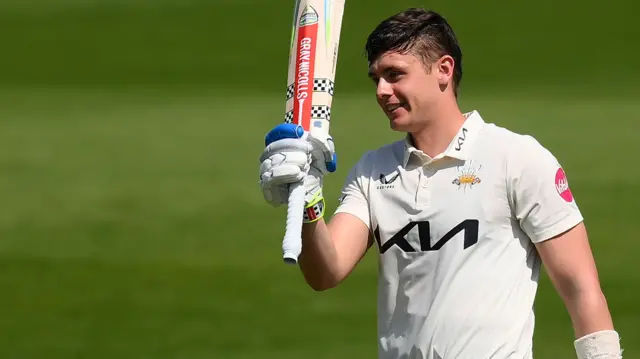 Jamie Smith celebrates a century for Surrey