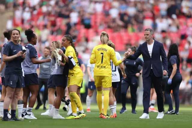 Vilahamn consoles his players at full time