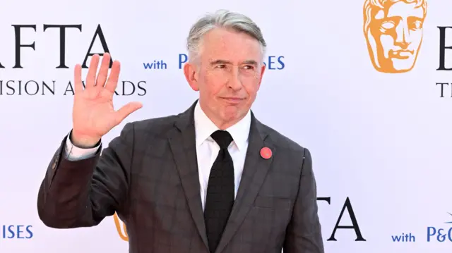 Steve Coogan, who has been nominated for leading actor for his role in The Reckoning, was spotted wearing a red pin showing support for a ceasefire in Gaza