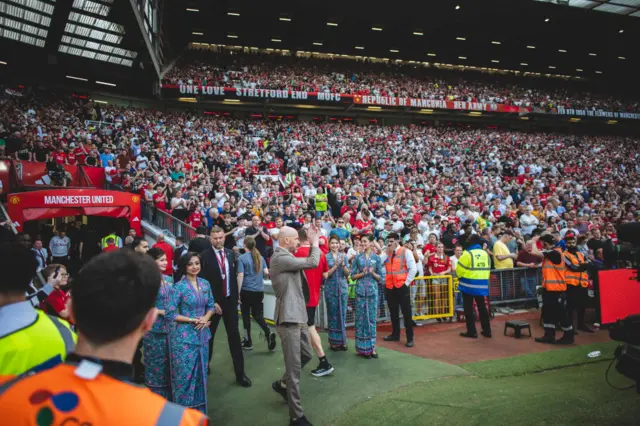 Manager Erik ten Hag of Manchester United walks out ahead of the Premier League match between Manchester United and Arsenal FC at Old Trafford