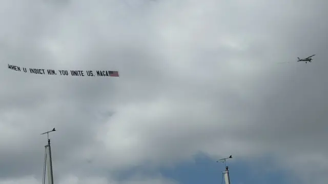 Plane flying pro-Trump banner