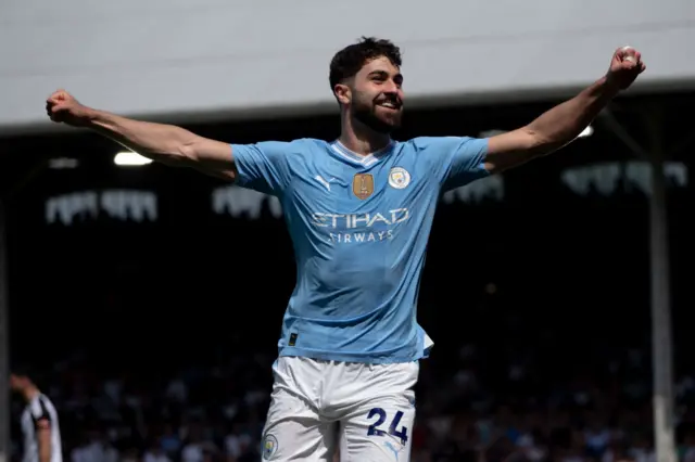 Gvardiol celebrates his second goal at Fulham