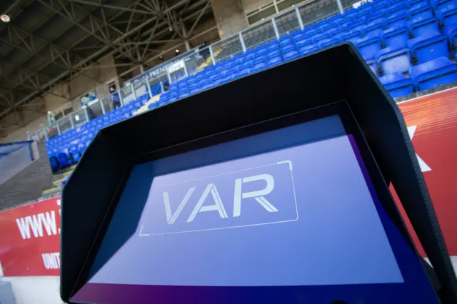 VAR monitor