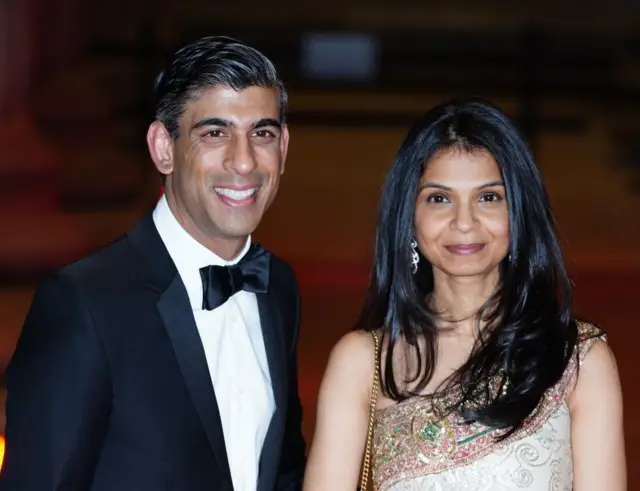 Rishi Sunak and his wife, Akshata Murthy, pictured in 2022