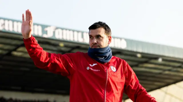 Ian Murray during a cinch Premiership Play-Off Semi-Final 2nd Leg match between Raith Rovers and Partick Thistle at Starks Park, on May 17, 2024, in Kirkcaldy, Scotland.