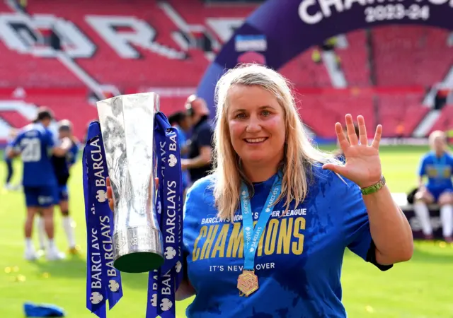 Emma Hayes with trophy