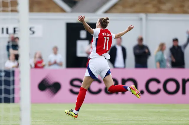 Vivianne Miedema of Arsenal celebrates scoring her team's third goal during the Barclays Women´s Super League match between Arsenal FC and Brighton & Hove Albion