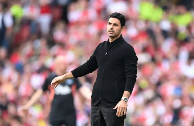 Mikel Arteta, Manager of Arsenal, looks on during the Premier League match between Arsenal FC and Everton FC at Emirates Stadium