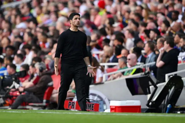 Mikel Arteta, Manager of Arsenal, reacts during the Premier League match between Arsenal FC and Everton FC at Emirates Stadium