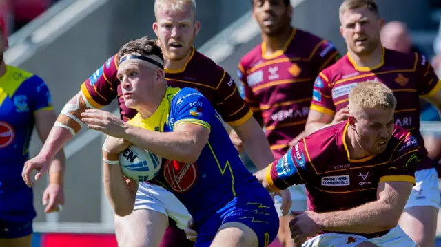 Warrington take on Huddersfield