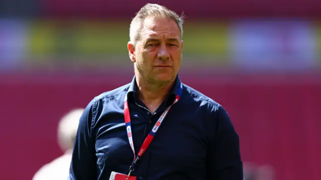 Crawley boss Scott Lindsey before the League Two play-off final