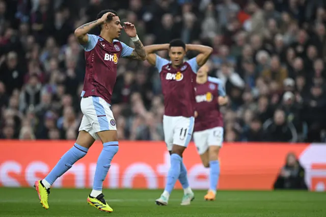 Morgan Rogers (L) reacts to a missed chance