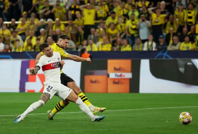 Niclas Fullkrug scores for Borussia Dortmund against Paris St-Germain