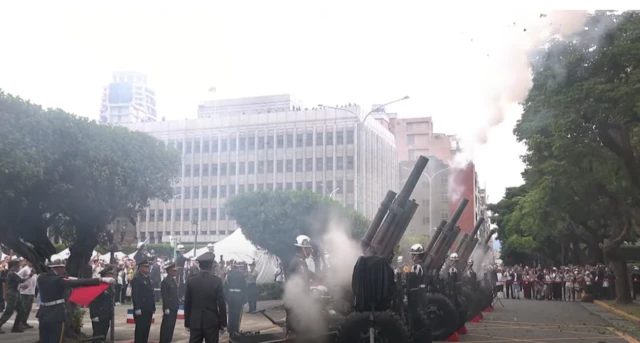 Military gun salute ahead of Lai's inauguration speech