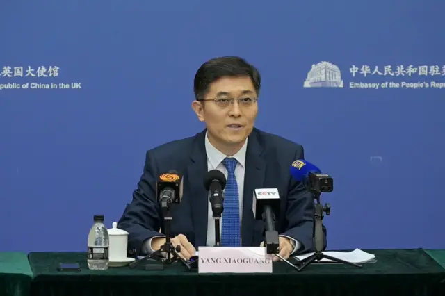 Yang Xiaoguang gave a press briefing on Taiwan issues on Friday