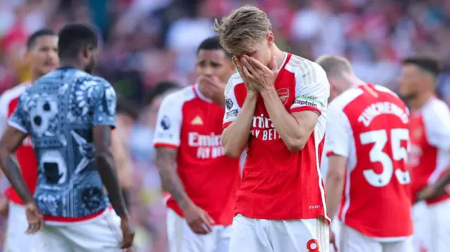 Martin Odegaard looking dejected