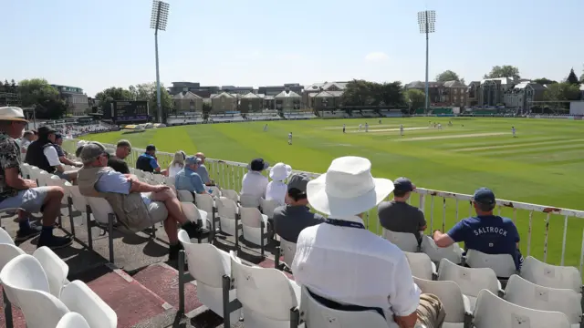 Crowd watching at Chelmsford