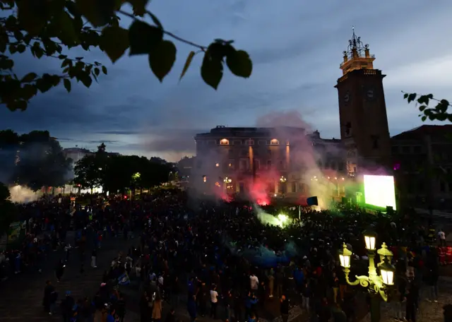 Atalanta fans celebrate the opener in Bergamo