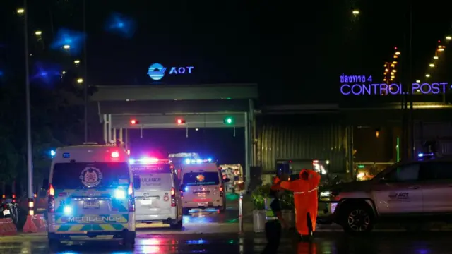 Emergency services arrive in Bangkok