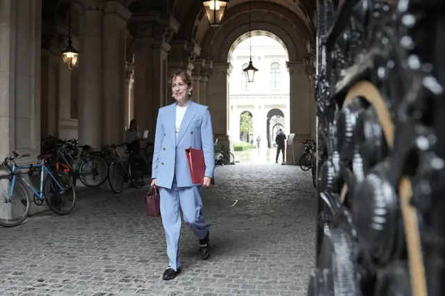 Health Secretary Victoria Atkins also arrives at Downing Street