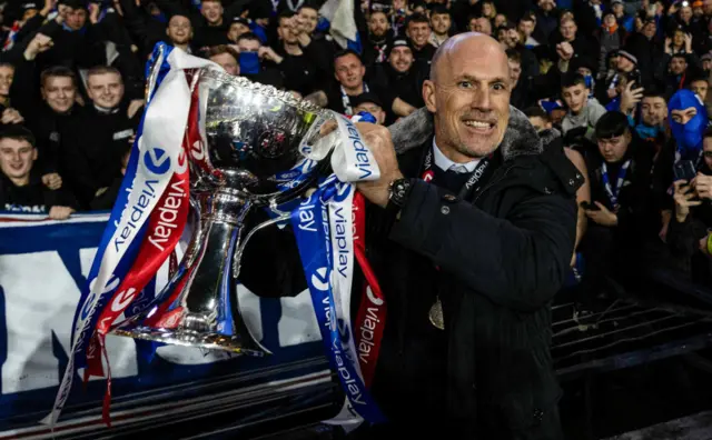 Rangers manager Philippe Clement with the Viaplay Cup