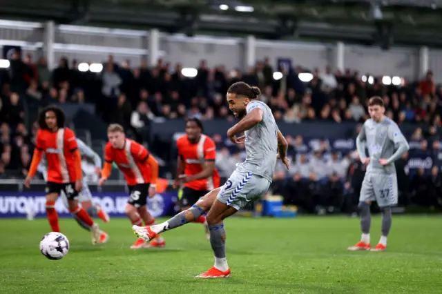 Dominic Calvert-Lewin scoring from the penalty spot