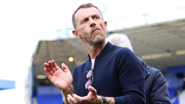 Gary Rowett applauds fans